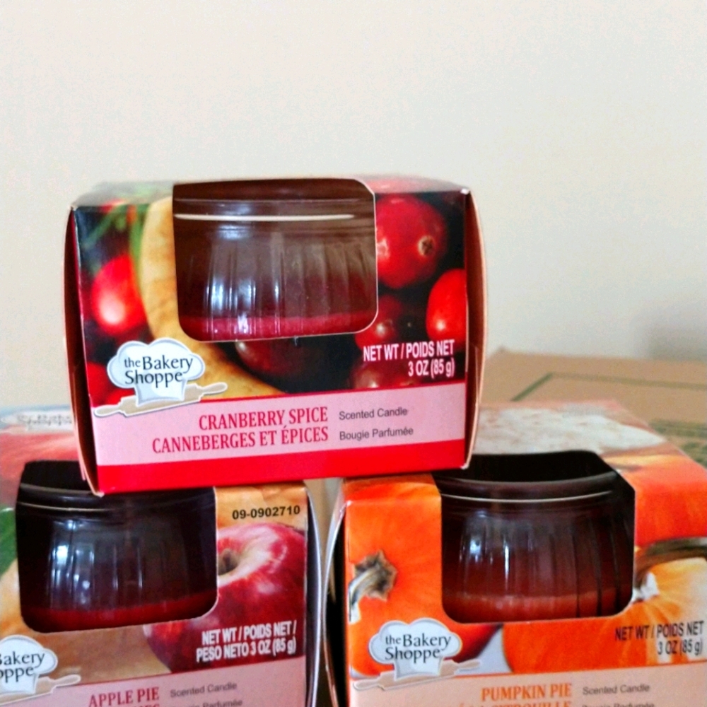 😀 🆕 NIB 3/$15  The BAKERY SHOPPE CANDLES